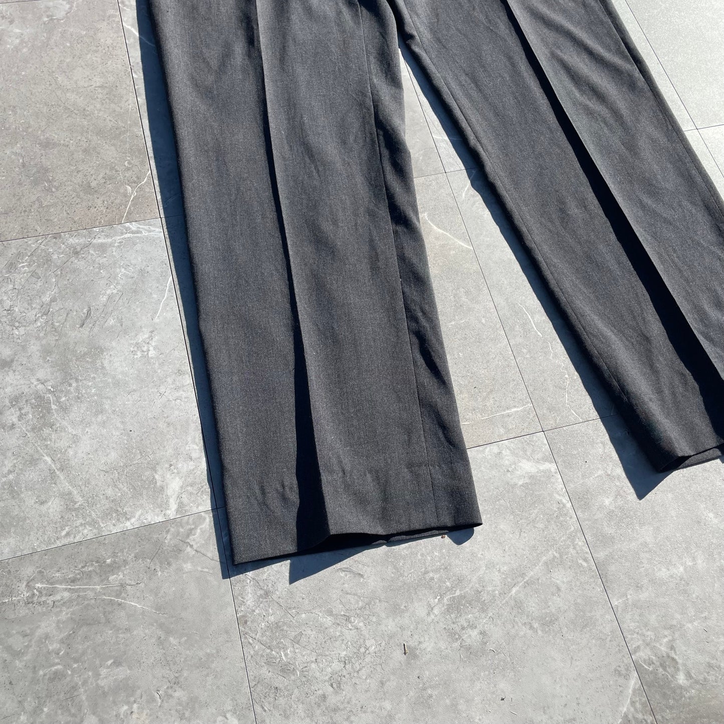 90s-00s Zanella Made in Italy Dark Gray Pleated Slacks Size 38 KiiChain Clothing