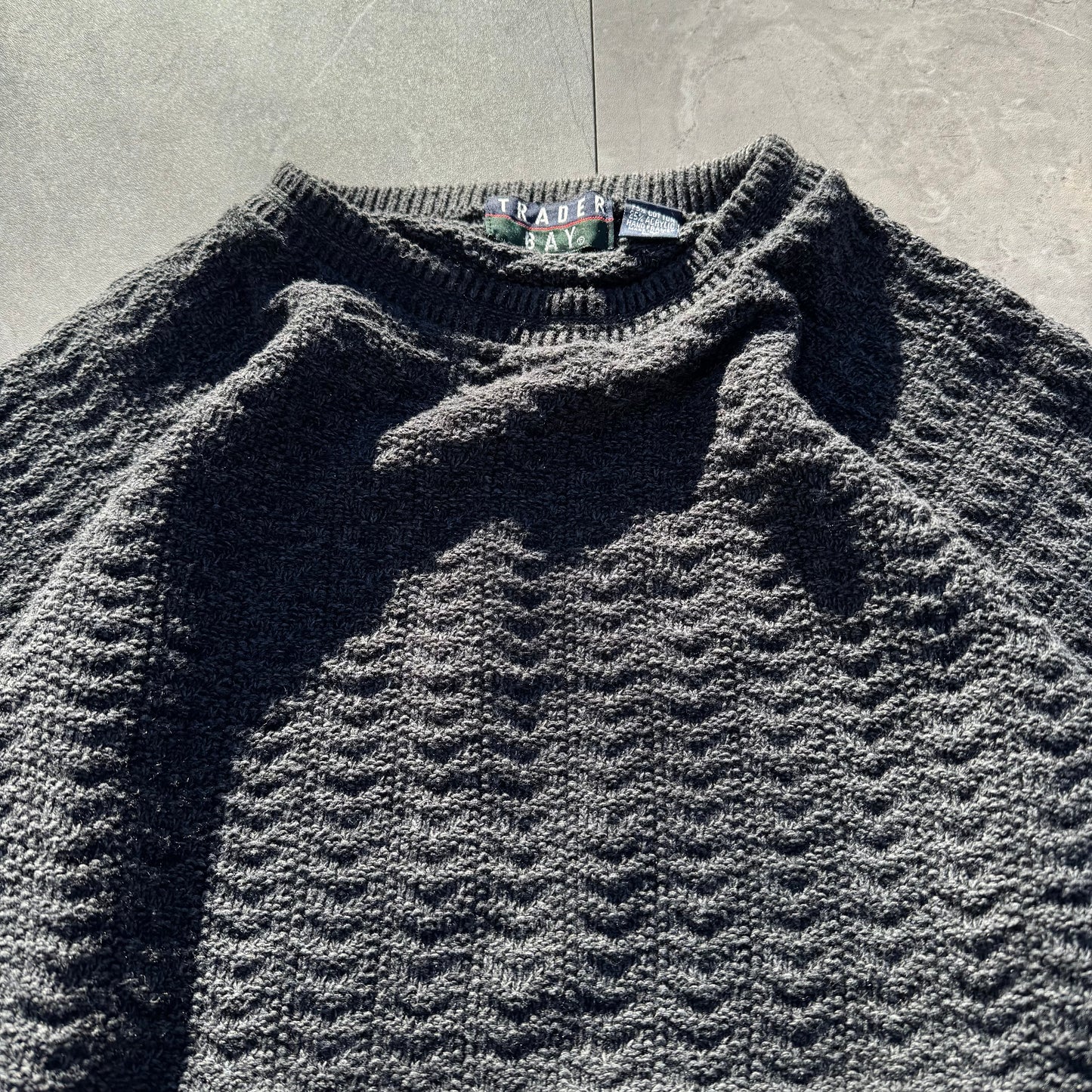 90s Trader Bay Hand-Framed Made in USA Knit KiiChain Clothing