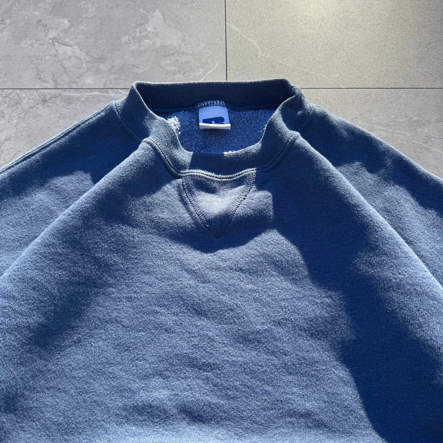 90s Russell Athletic Blue Blank Sweatshirt KiiChain Clothing