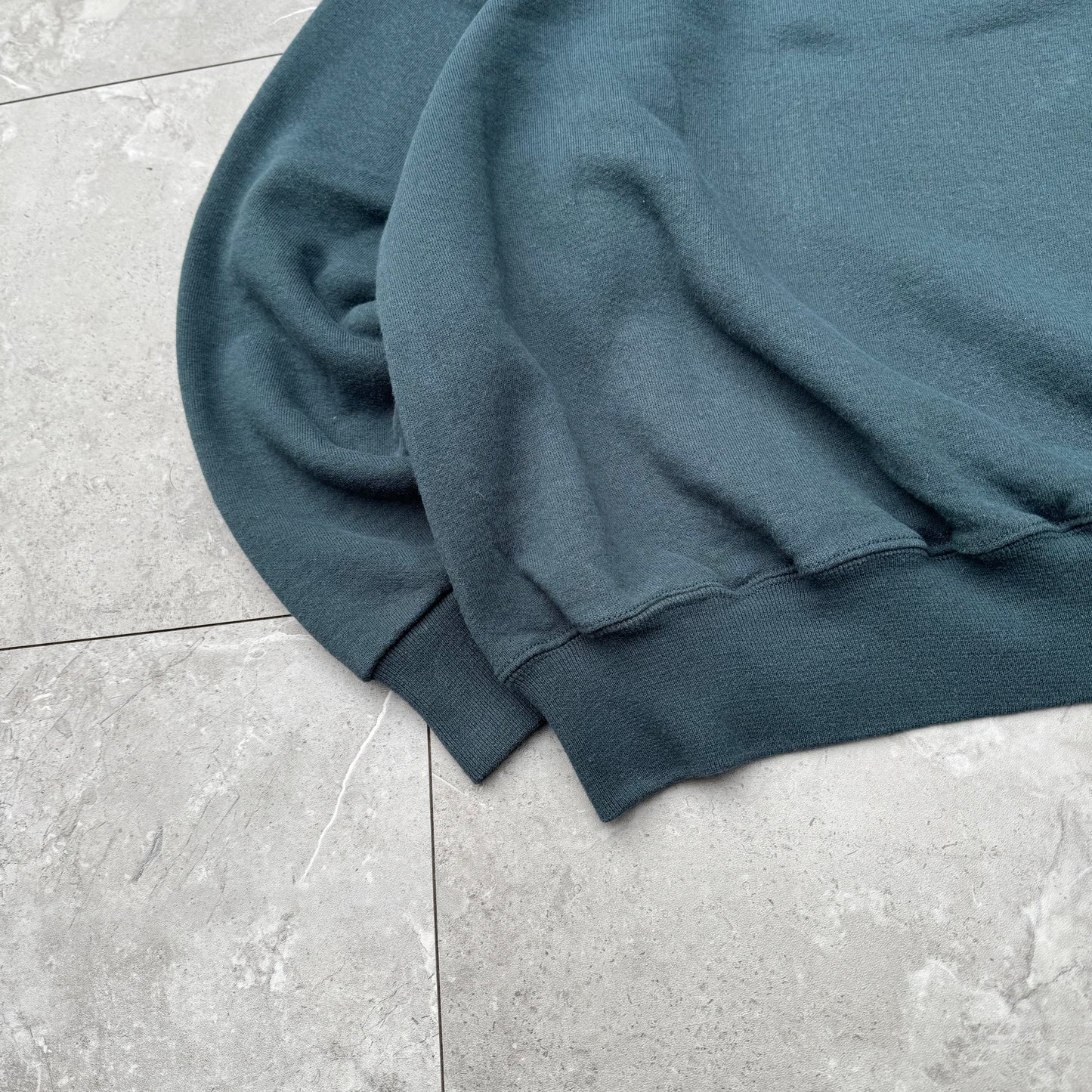 90s Russell Athletic Green Sweatshirt KiiChain Clothing