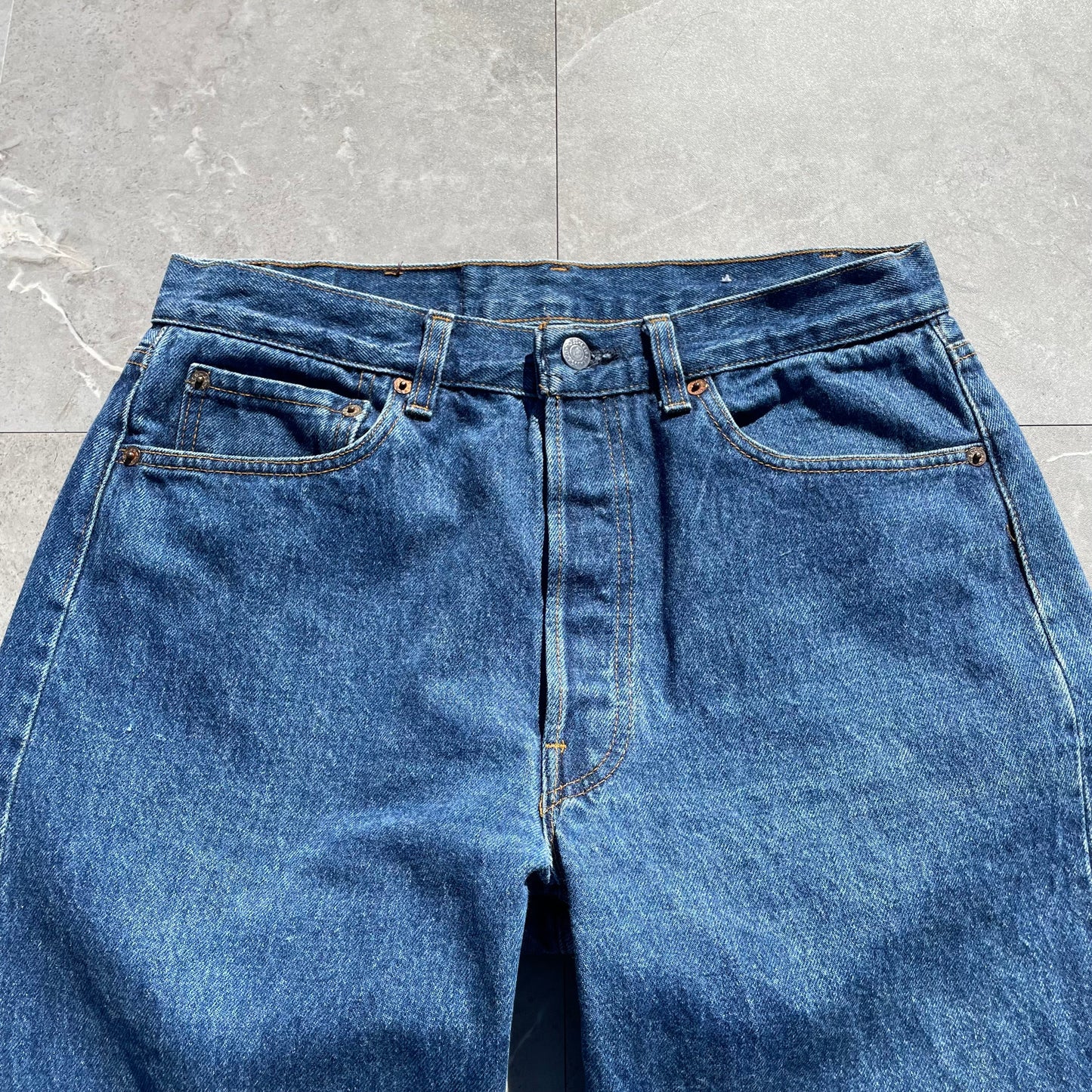 90s Levi's 501-0118 Made in USA Denim 33x34 KiiChain Clothing