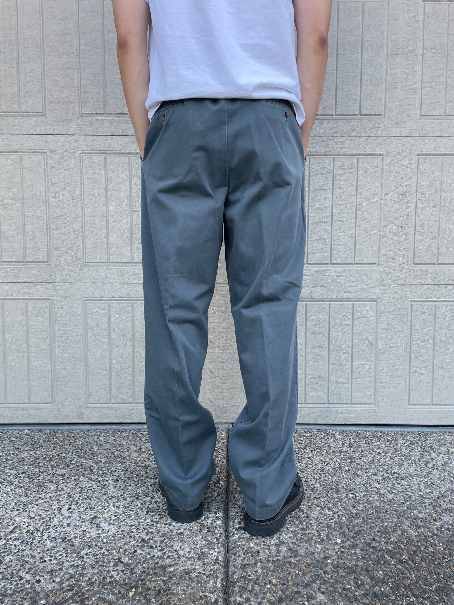 90s Dockers Made in USA Two-Tuck Pleated Stone Gray Chino Pants 36x32 KiiChain Clothing