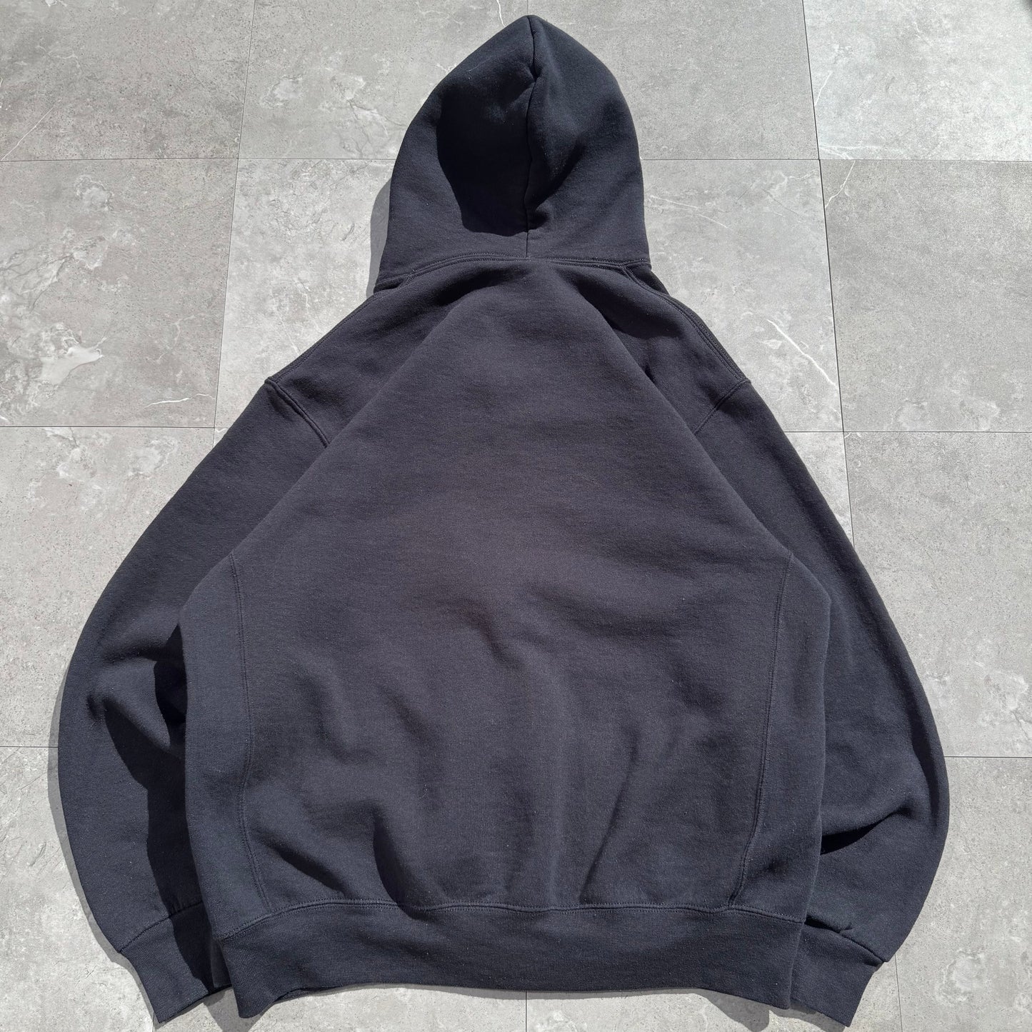 00s Russell Athletic Black Zip-Up Sweatshirt KiiChain Clothing