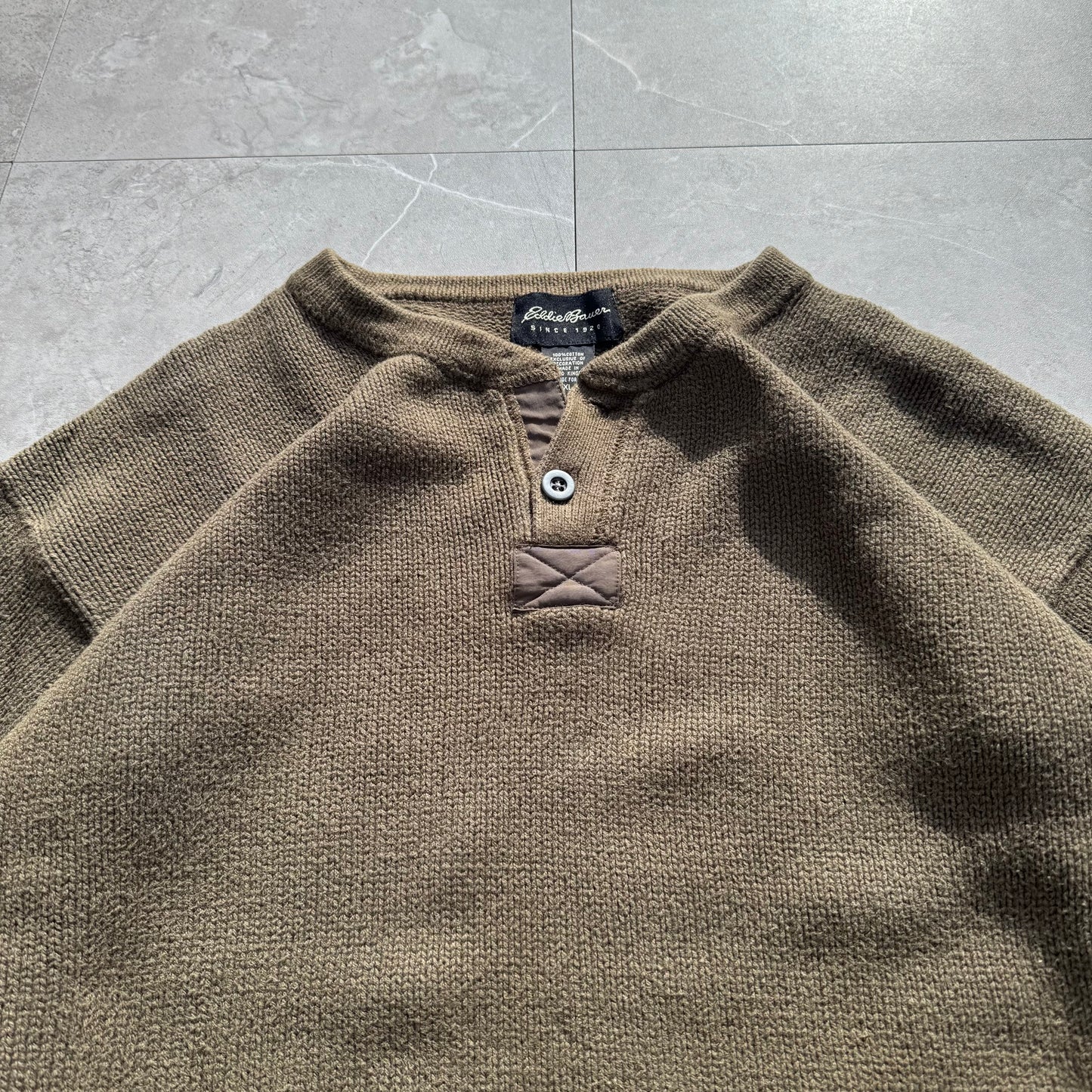 00s Eddie Bauer Made in UK Olive Green/khaki Henley Neck Cotton Knit