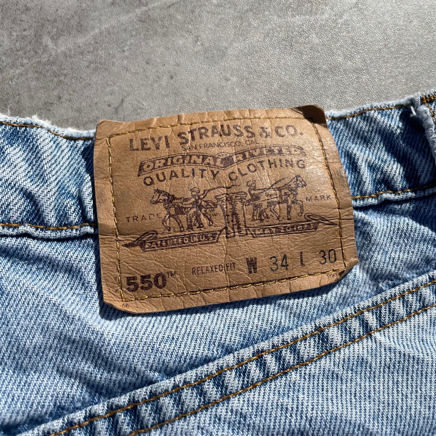 90s Levi's 550 Made in USA Denim 34x30 KiiChain Clothing
