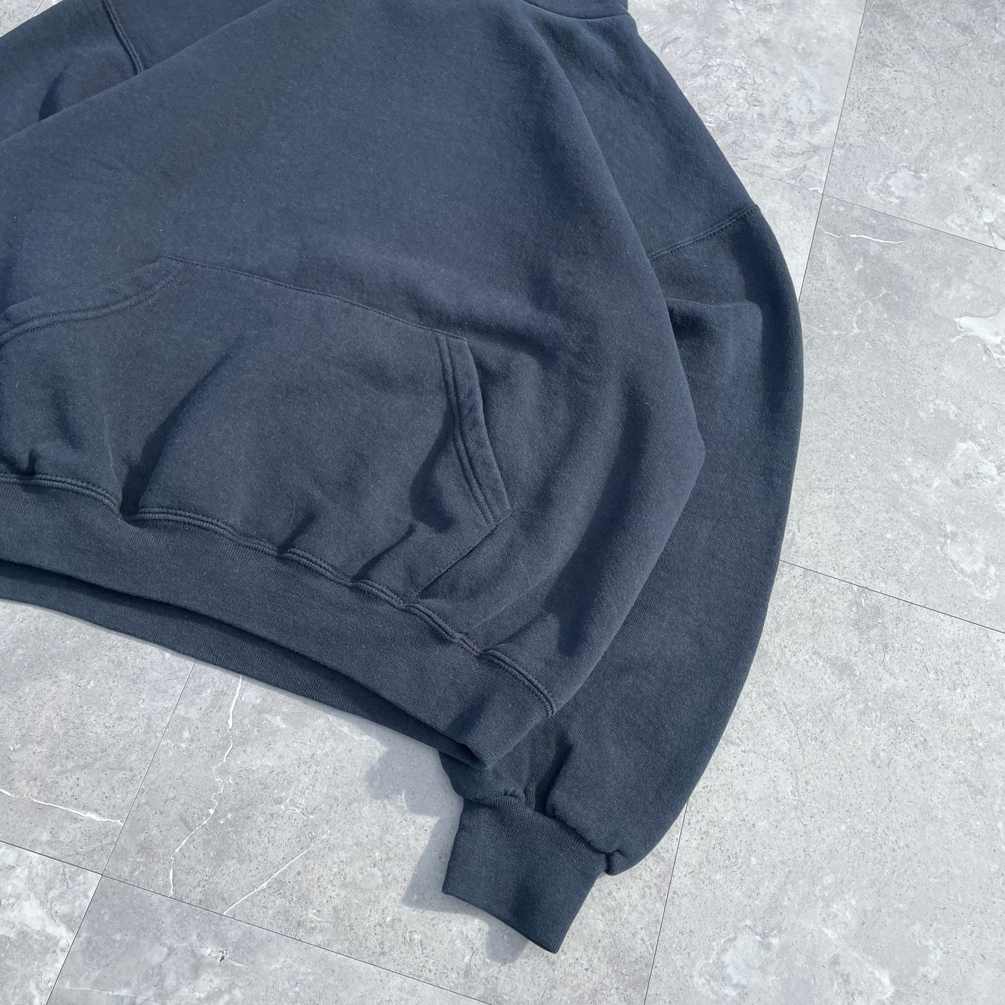 90s Russell Athletic Blank Black Hoodie KiiChain Clothing