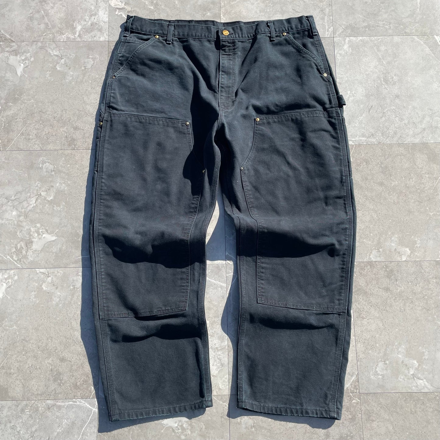 90s-00s Carhartt Made in USA Black Double Knee Work Pants 40x30 KiiChain Clothing