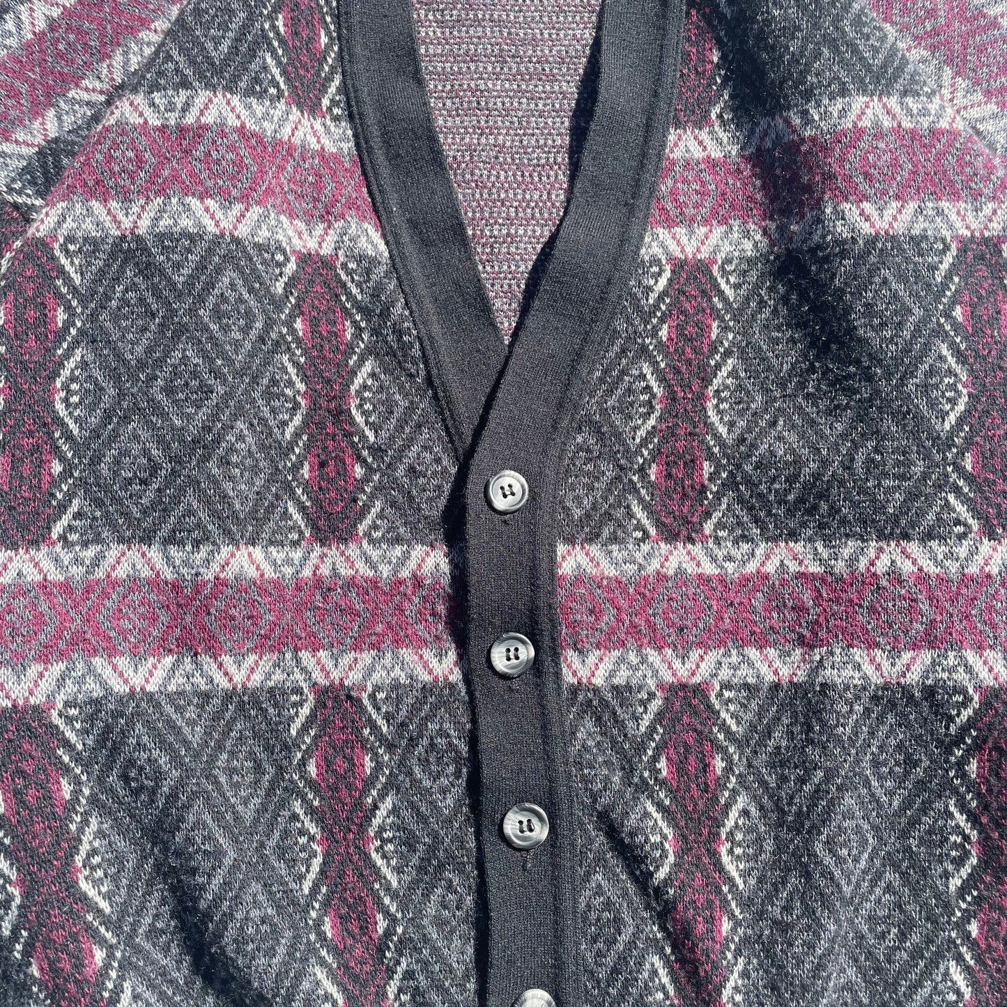 90s-00s J.T. Beckett Wool-Acrylic Made in Italy Knitted Cardigan KiiChain Clothing
