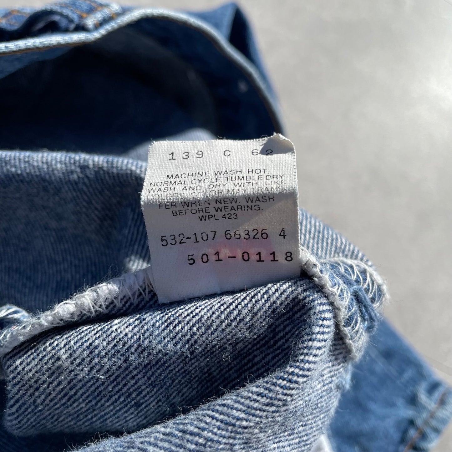 90s Levi's 501-0118 Made in USA Denim 33x34 KiiChain Clothing