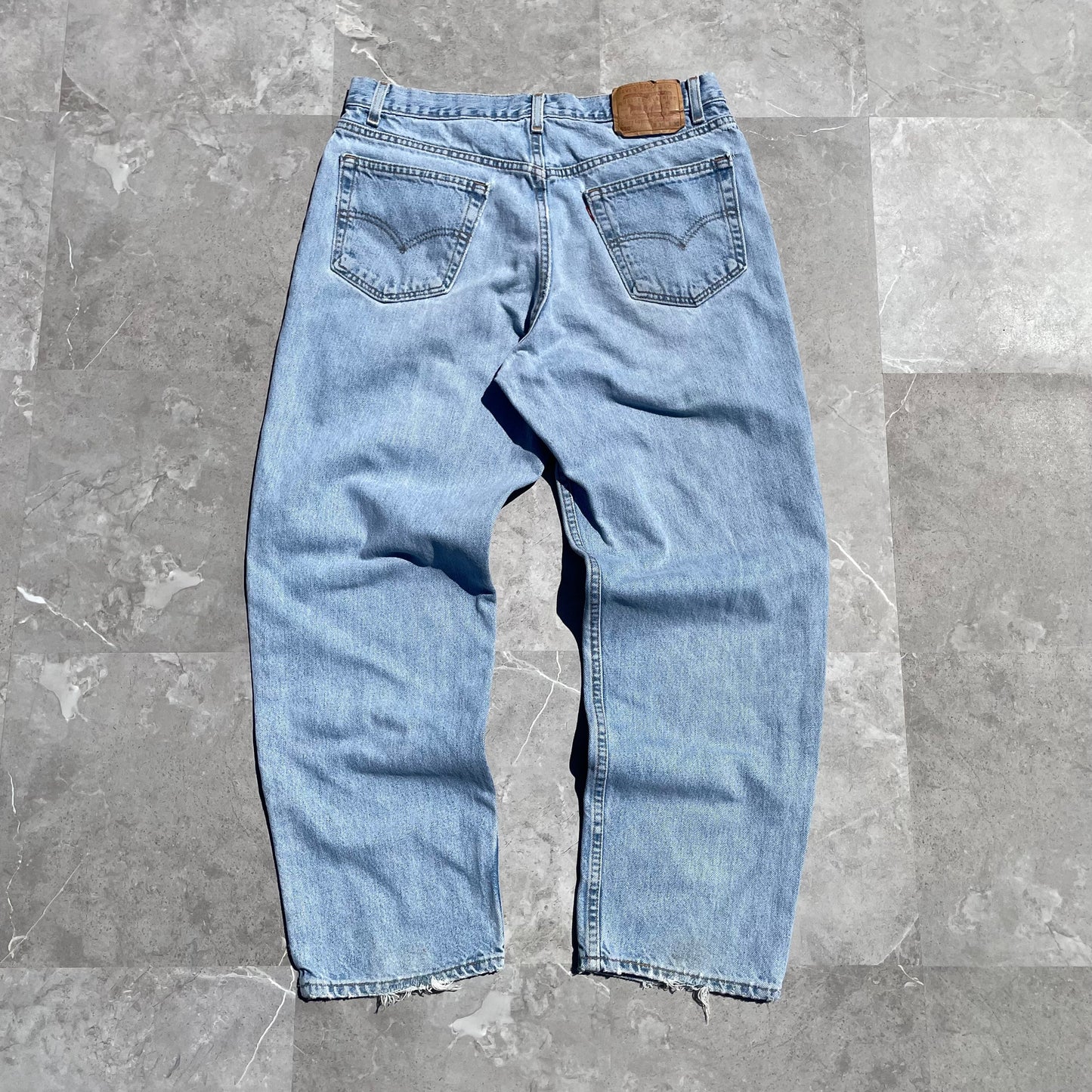 90s Levi’s 550 Made in USA 36x30 KiiChain Clothing