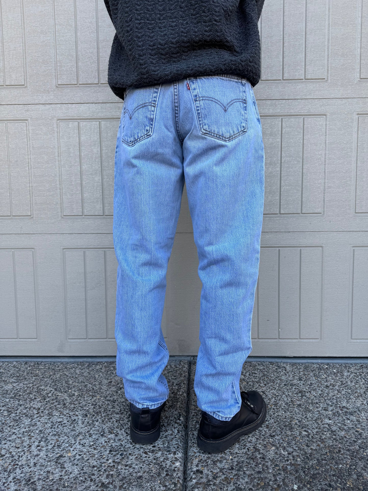 90s Levi's 560 Denim Made in Canada Denim 31x32 KiiChain Clothing