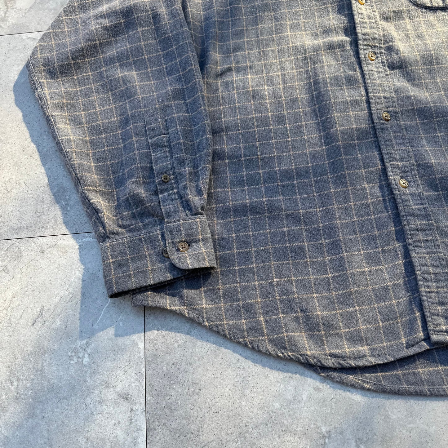 90s Lands' End Faded Gray Checkered Button Down Flannel Shirt KiiChain Clothing