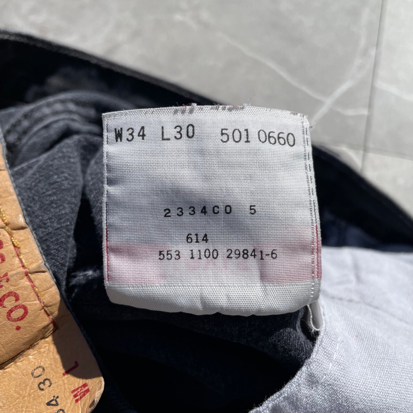 90s Levi's 501 Made in USA Black Denim 34x30 KiiChain Clothing