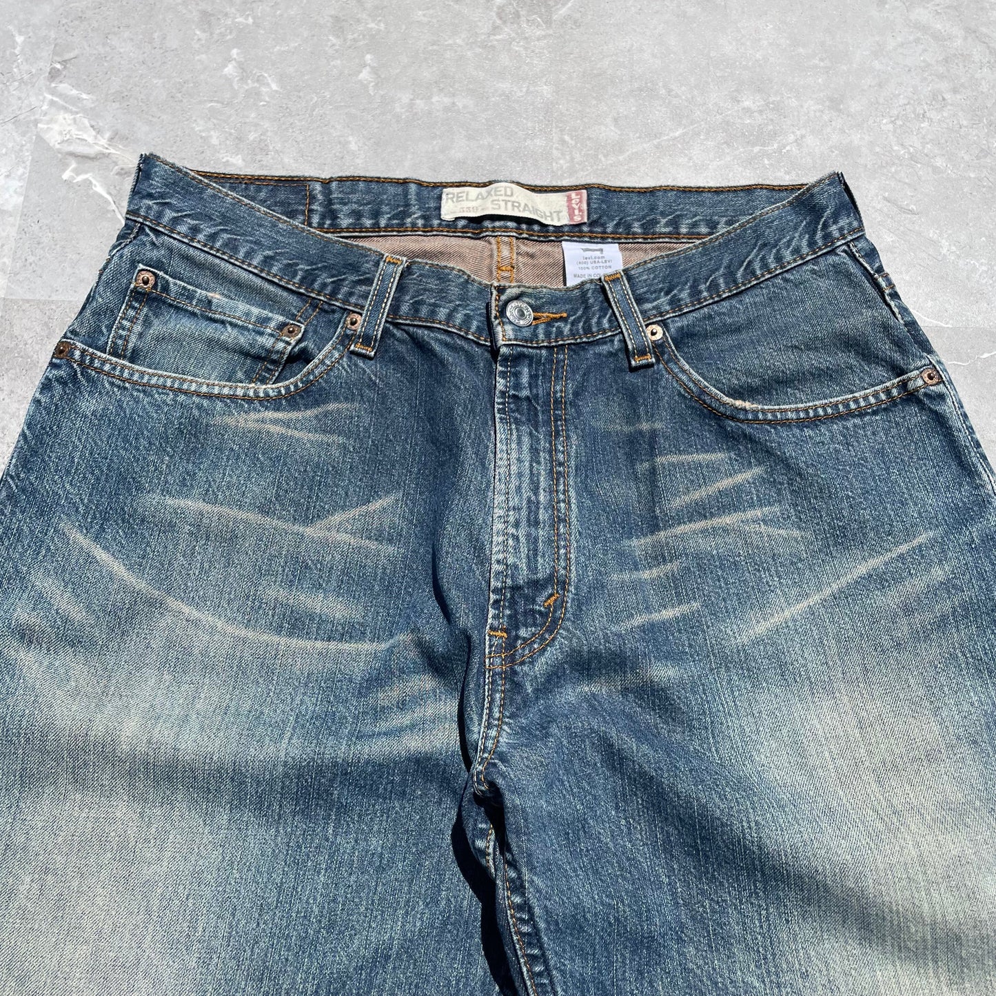 00s Levi’s 559 Repaired Denim 34x34 KiiChain Clothing