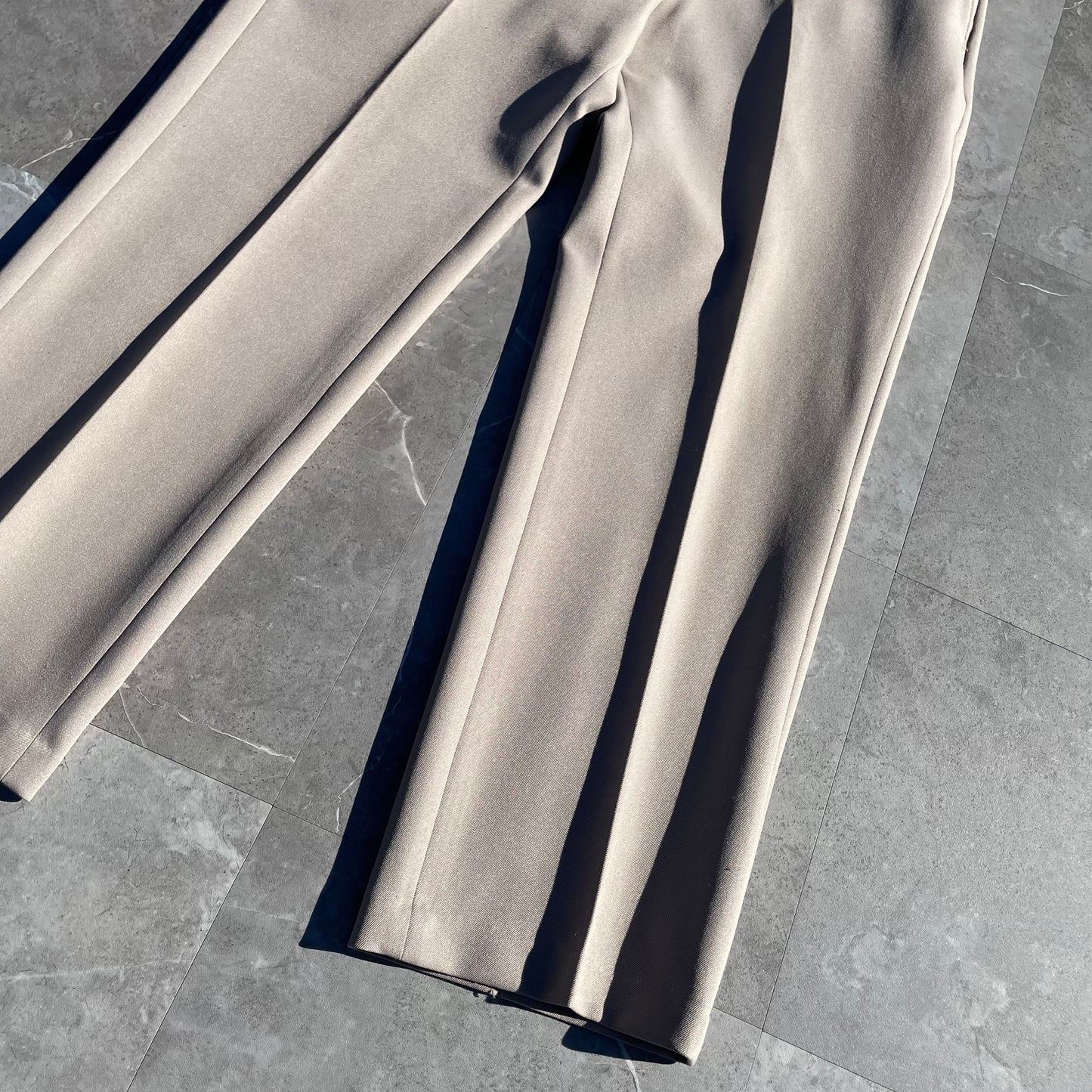 90s Levi's Beige Action Slacks KiiChain Clothing