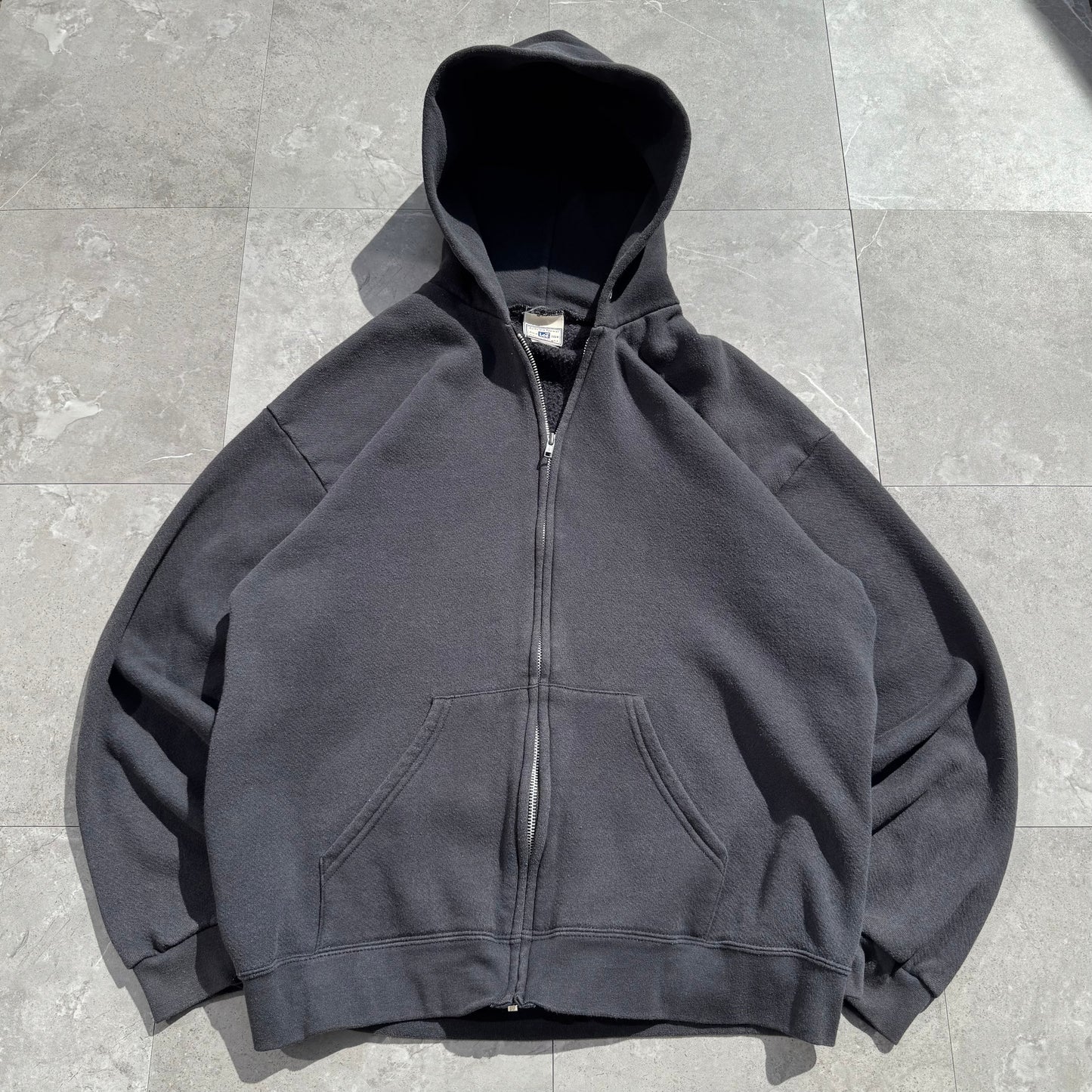 90s Lee Heavyweight Faded Black Zip-Up Hoodie KiiChain Clothing