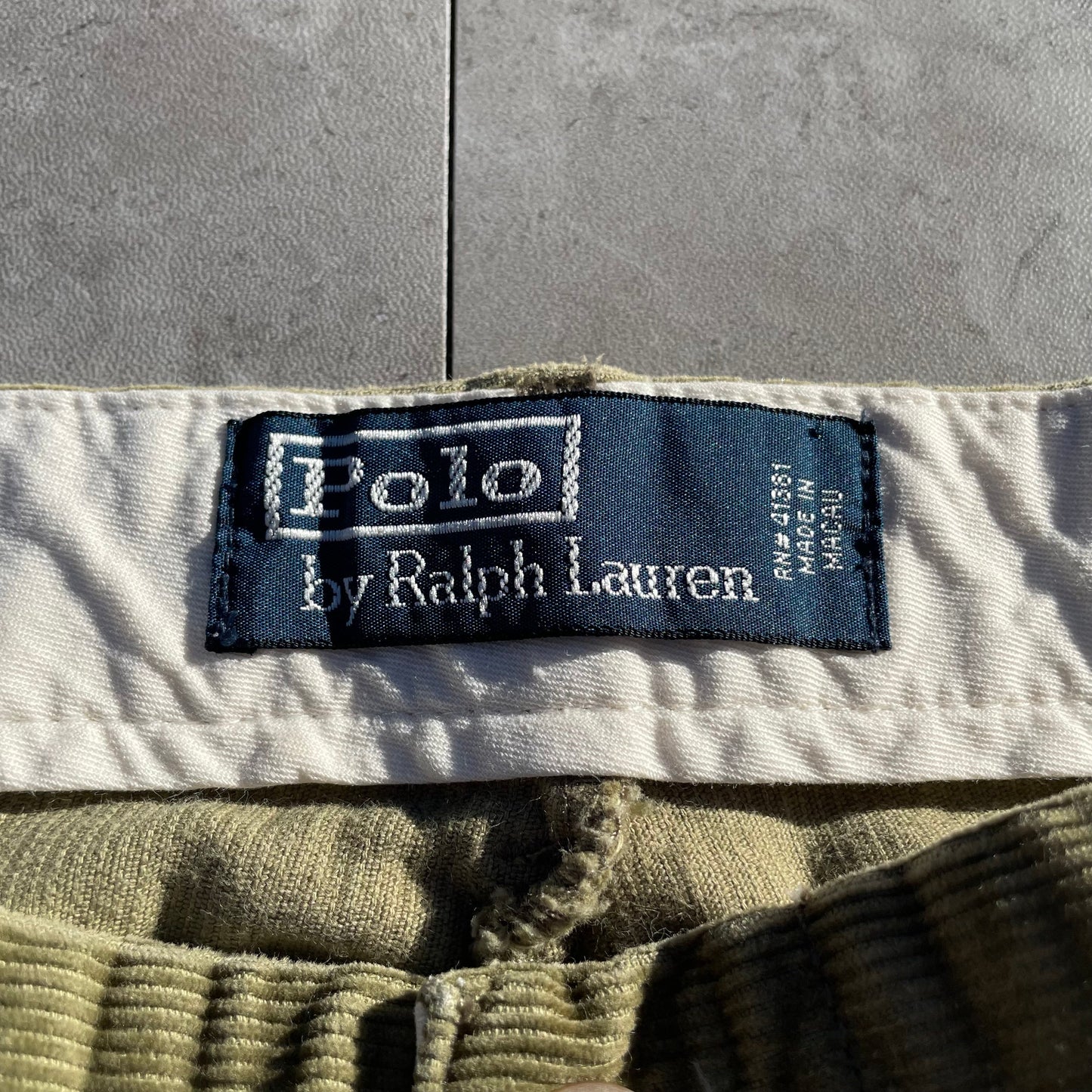 90s-00s Ralph Lauren Pleated Corduroy Pants 36x32 KiiChain Clothing