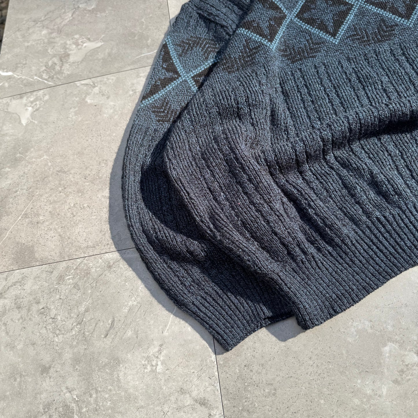 80s-90s Hardwood & Pine Blue Design Knit Sweater KiiChain Clothing