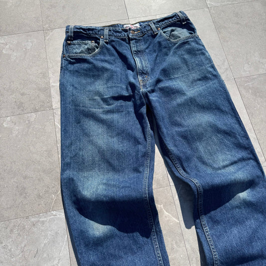 90s Levi's 540 Orange Tab Loose Fit Denim 36x30 KiiChain Clothing