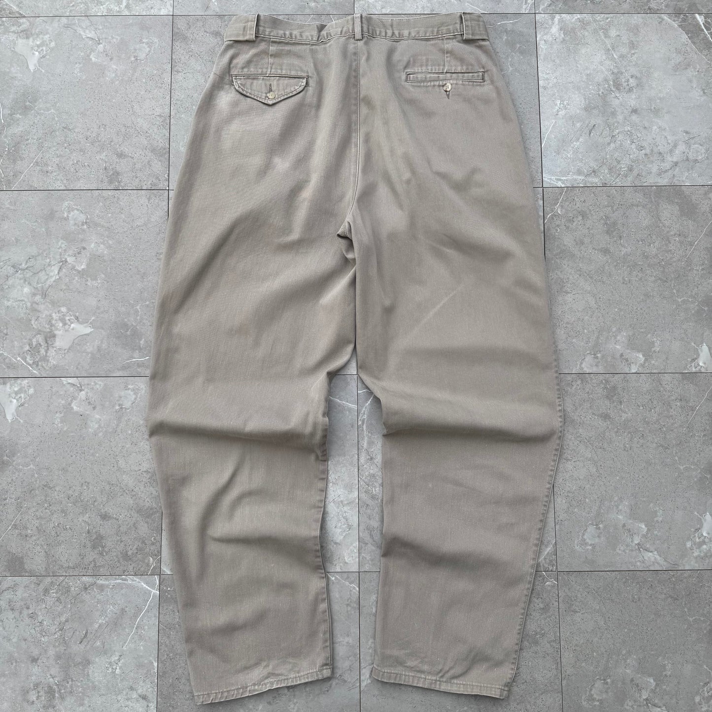 80s-90s Polo by Ralph Lauren Made in USA Faded Gray Pleated Chino Pants 35x32 KiiChain Clothing