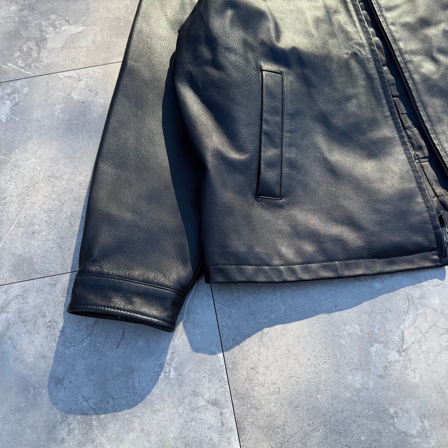 90s-00s St. John's Bay Black Leather Jacket KiiChain Clothing