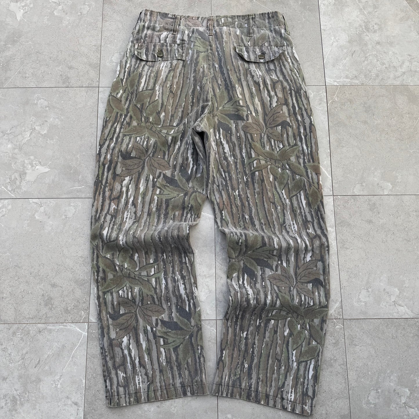 90s Cabela's Made in USA Real Tree Camo Pants Size 34 KiiChain Clothing
