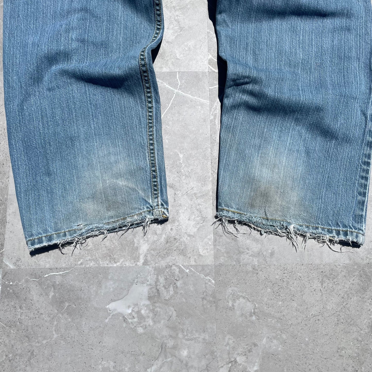 00s Levi’s Silver Tab Baggy Fit Denim 30x30 KiiChain Clothing