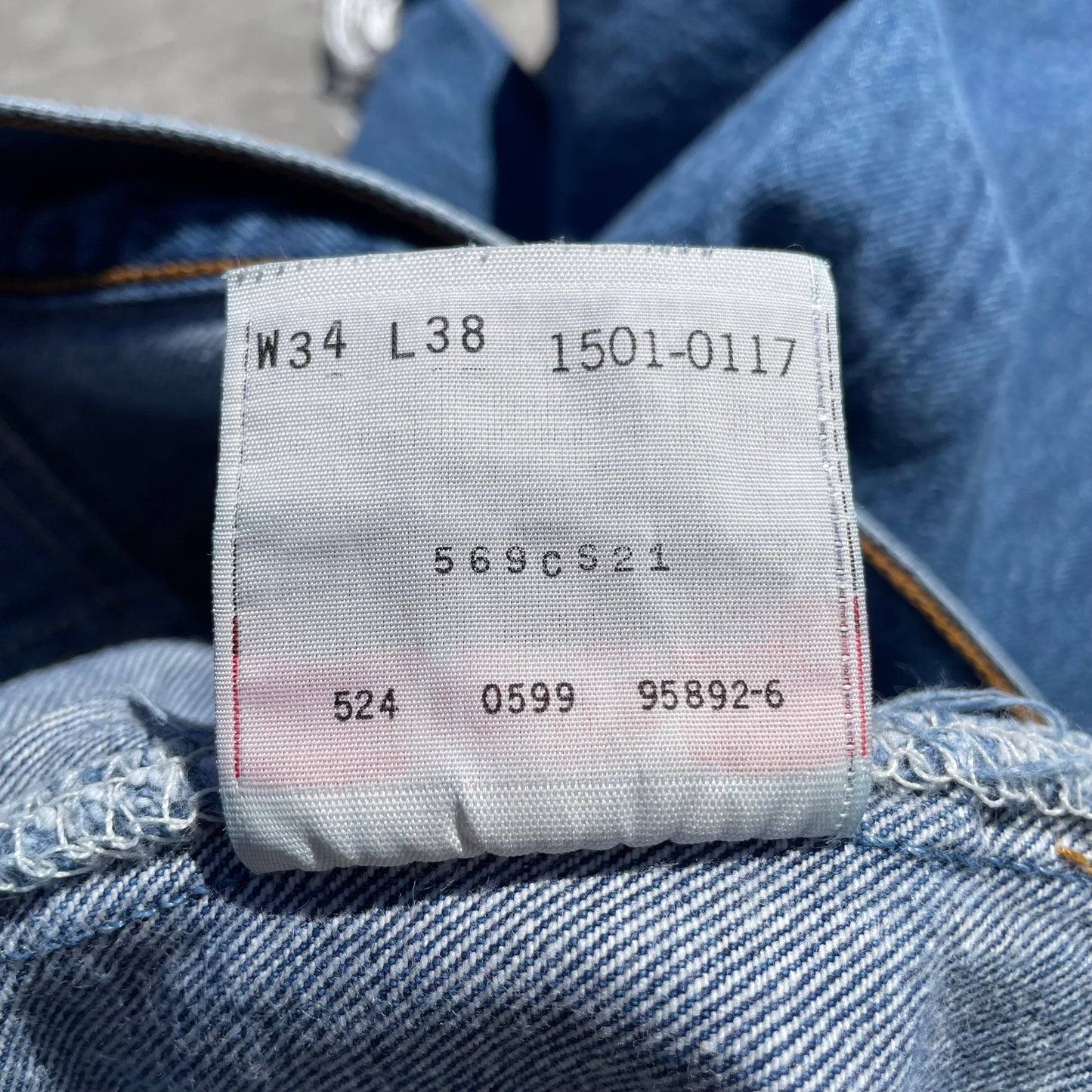 90s Levi's 501xx Made in USA Cropped Denim 34x38 KiiChain Clothing