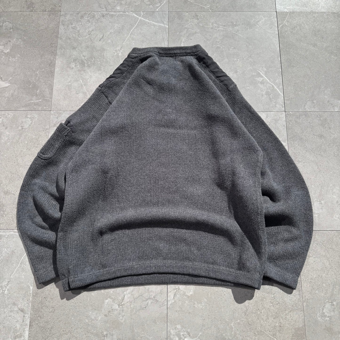 00s Eddie Bauer Made in UK Gray Henley Neck Cotton Knit