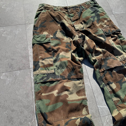 80s US Army 1988 Woodland Camouflage Military Pants KiiChain Clothing