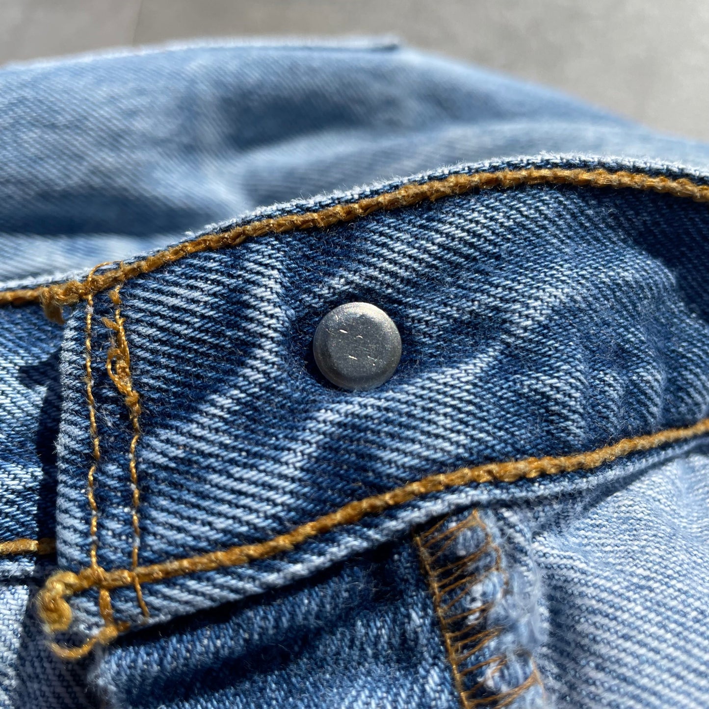 90s Levi's 501xx Made in USA Denim 36x30 KiiChain Clothing
