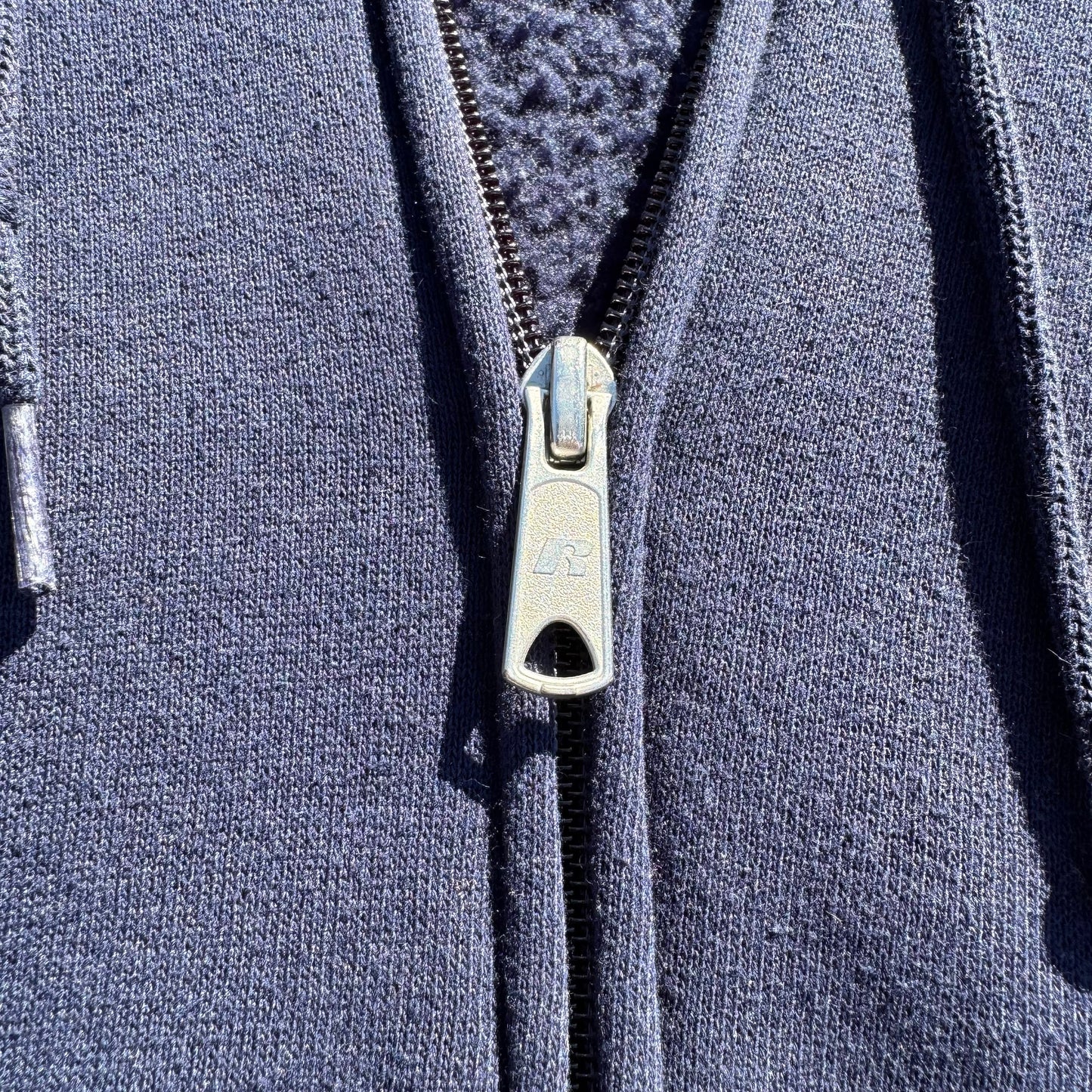 90s-00s Russell Athletic Plain Zip -Up Hoodie KiiChain Clothing