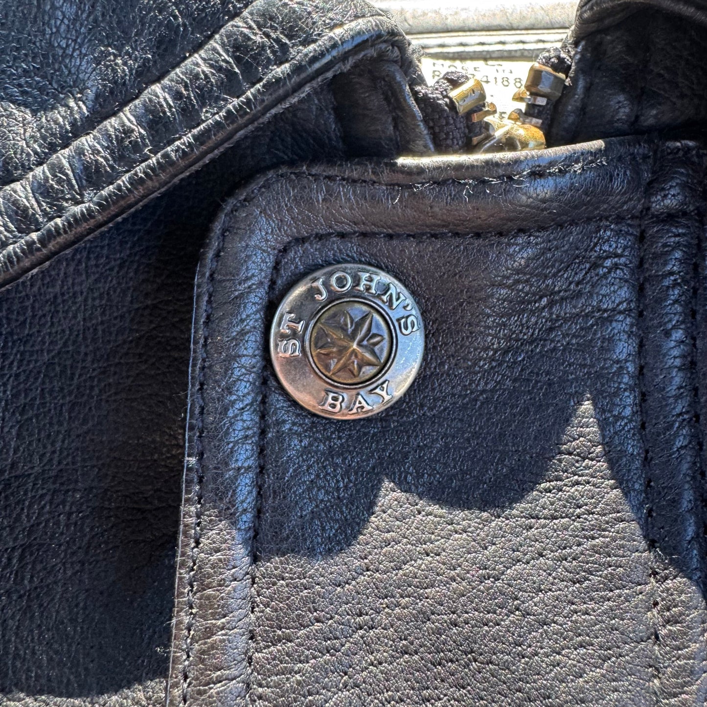 90s-00s St. John's Bay Black Leather Jacket KiiChain Clothing