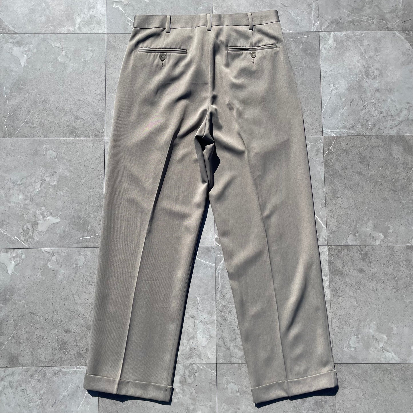00s Perry Ellis Portfolio Gray/Beige Two-Tuck Pleated Slacks 33x30 KiiChain Clothing