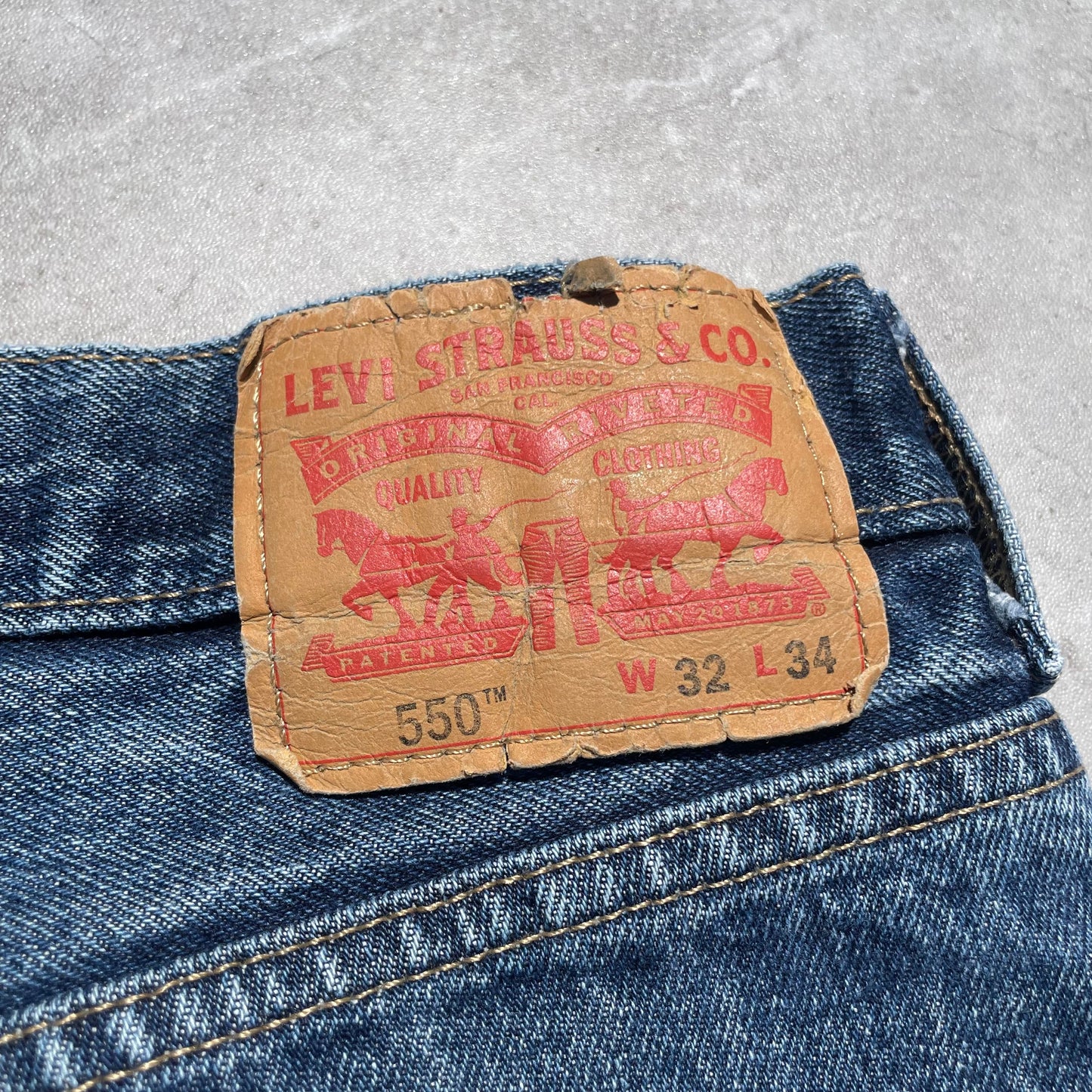 00s Levi’s 550 32x34 KiiChain Clothing