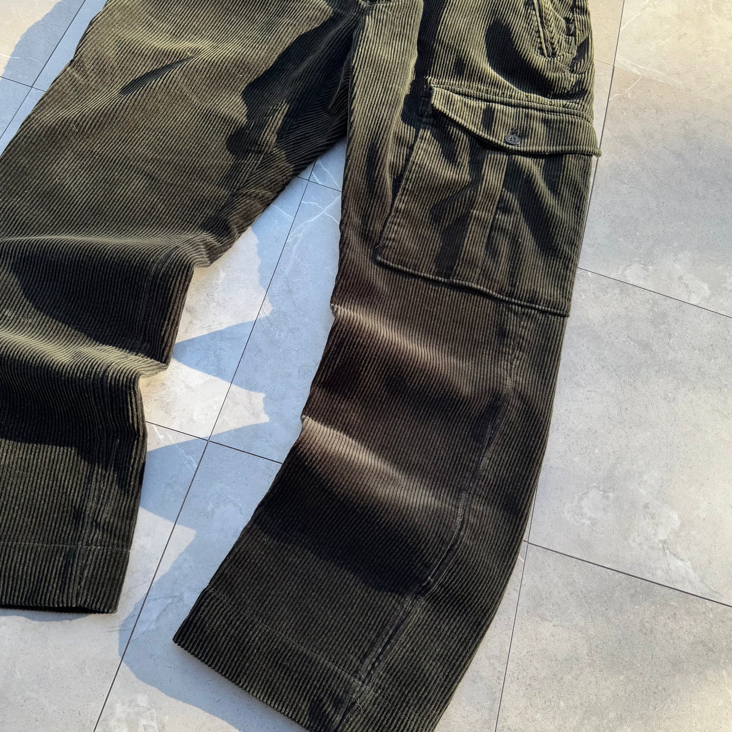 00s Polo by Ralph Lauren Black Corduroy Cargo Pants 33x34 KiiChain Clothing