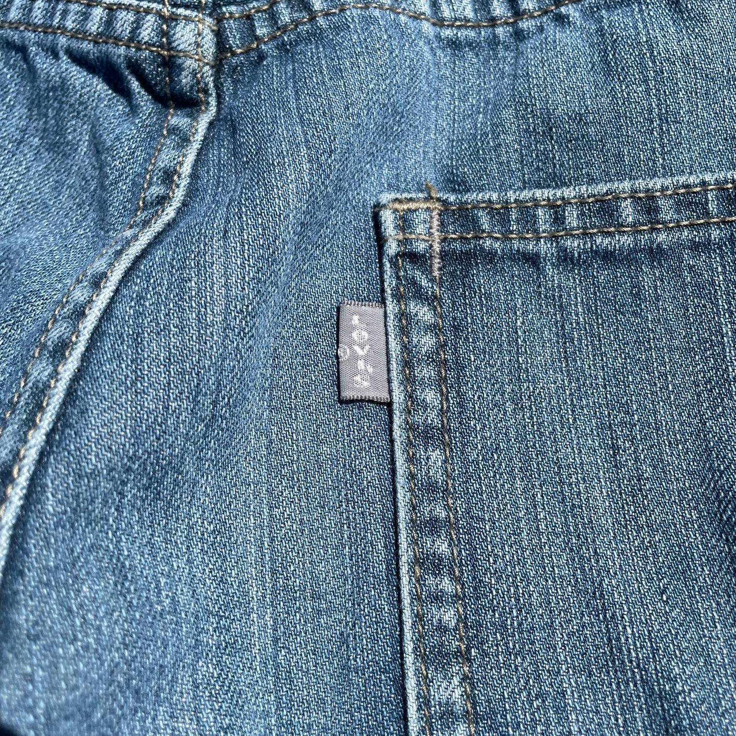 00s Levi’s Silver Tab Baggy Fit Denim 38x32 KiiChain Clothing