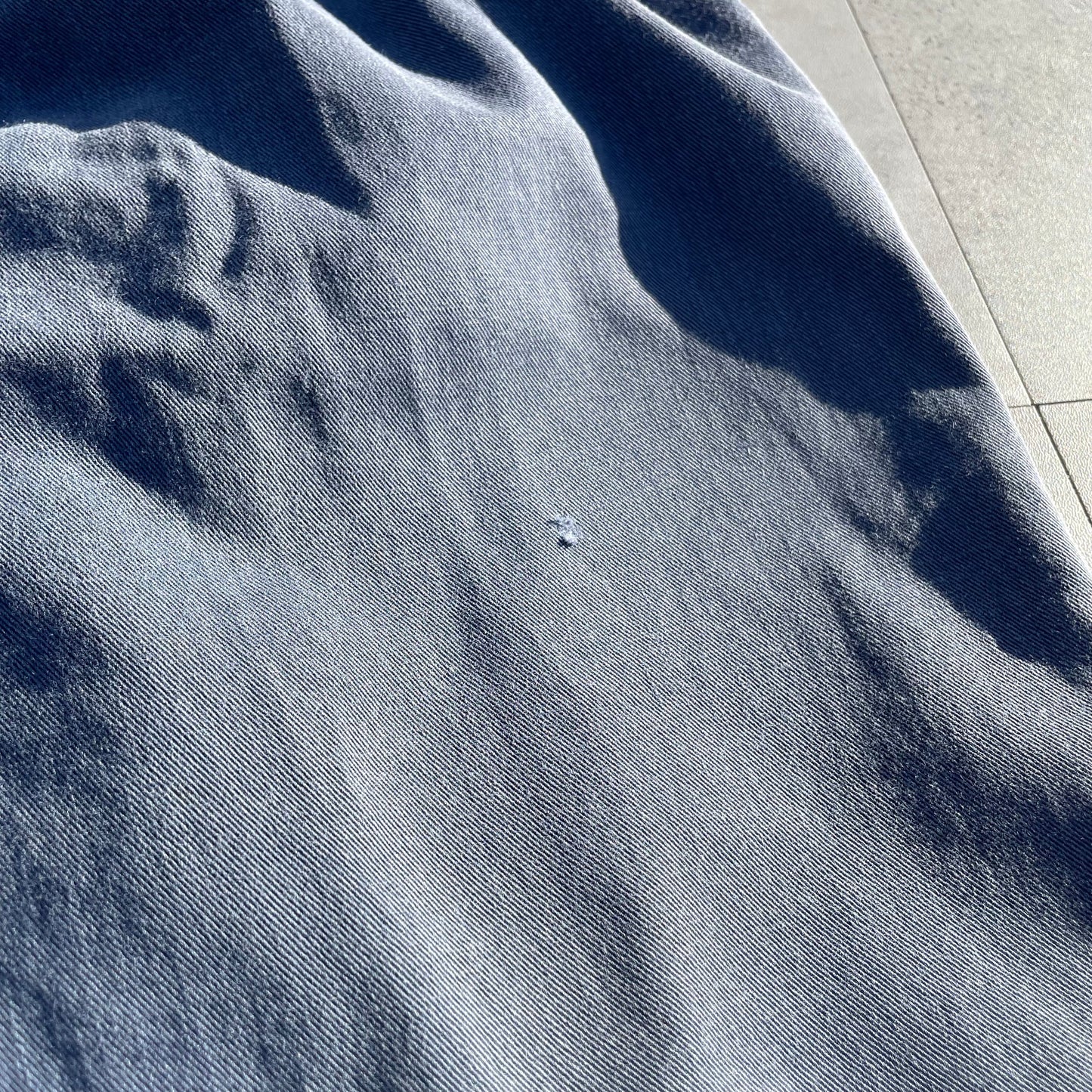 80s-90s Dockers Made in USA Two-Tuck Pleated Faded Blue Chino Pants 33x31 KiiChain Clothing