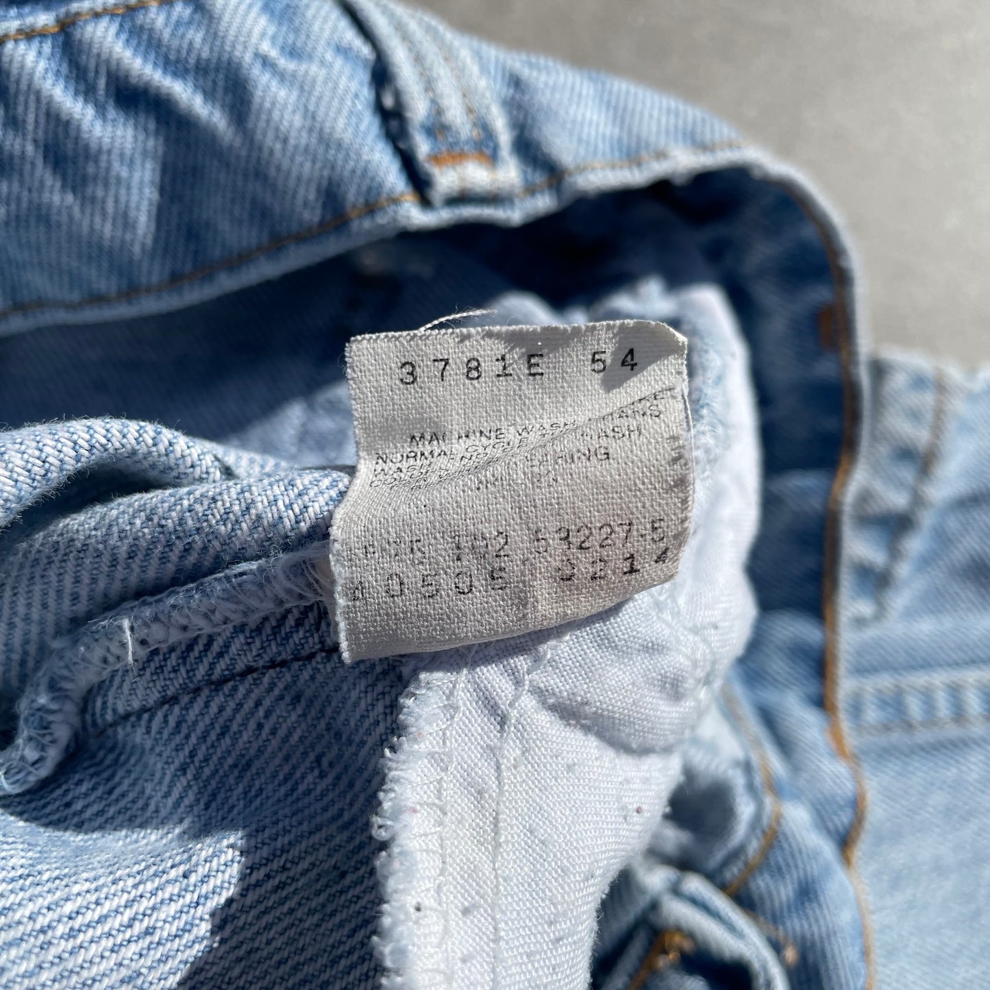 90s Levi's 505 Orange Tab Made in USA Denim 36x32
