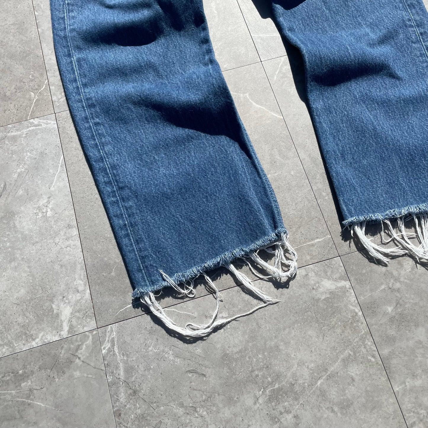 90s Levi's 501xx Made in USA Cropped Denim 34x38 KiiChain Clothing