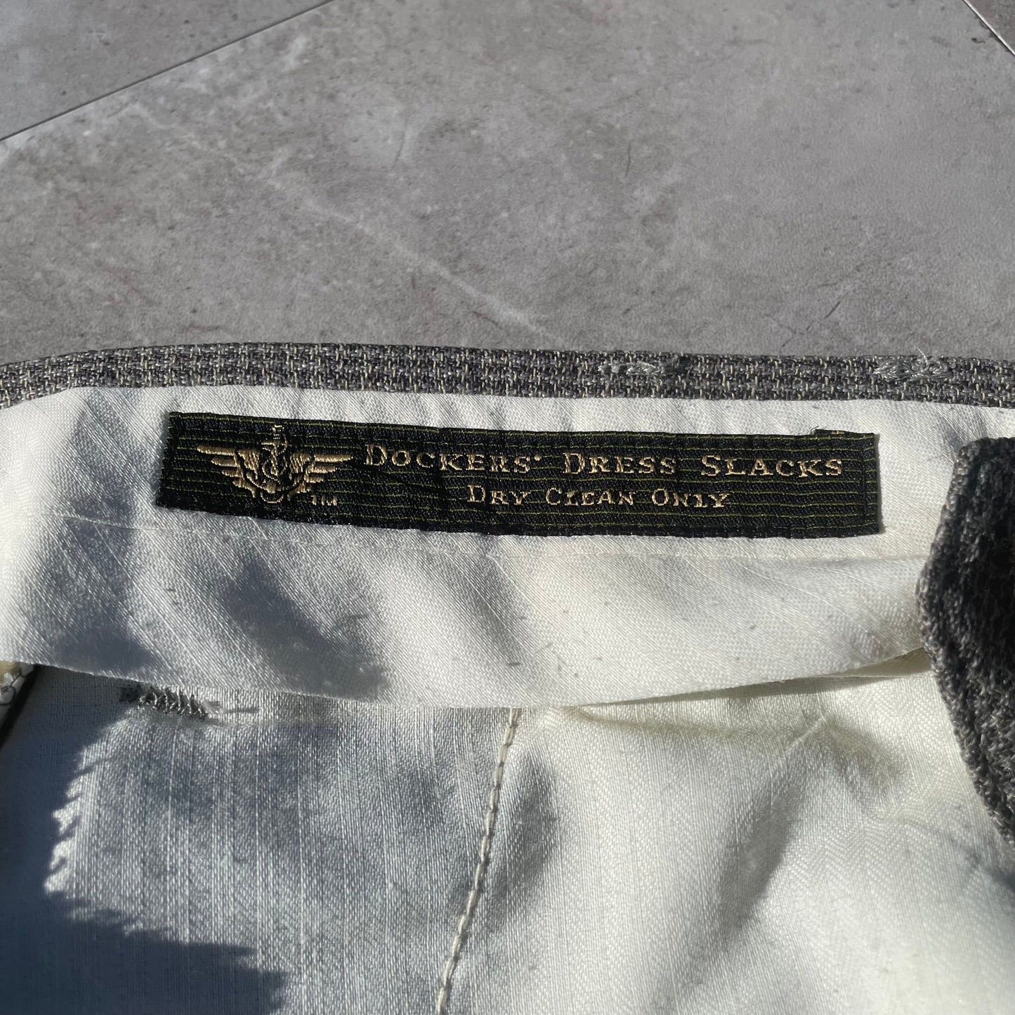 80s-90s Dockers’ Made in USA Two-Tuck Pleated Wool-Blend Slacks 32x32 KiiChain Clothing