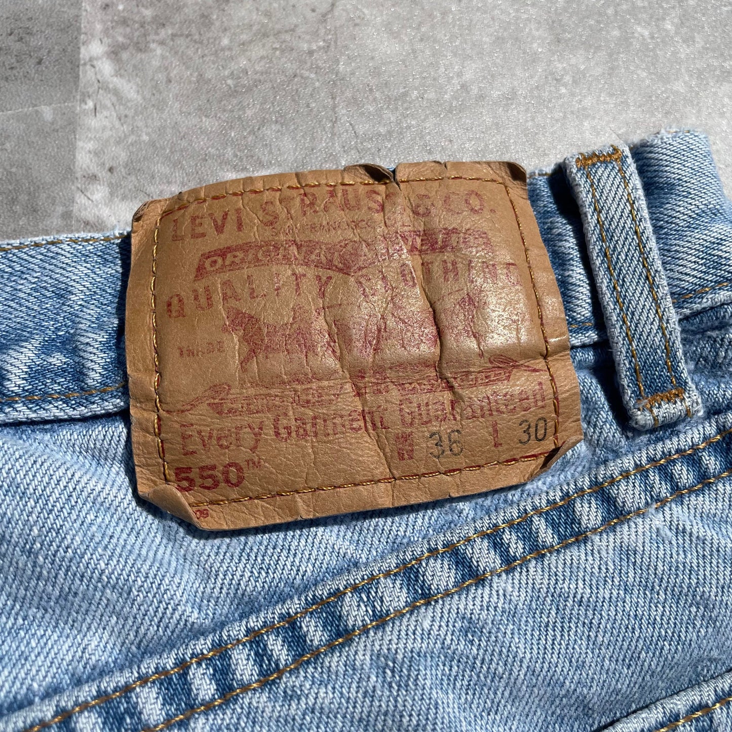 90s Levi’s 550 Made in USA 36x30 KiiChain Clothing