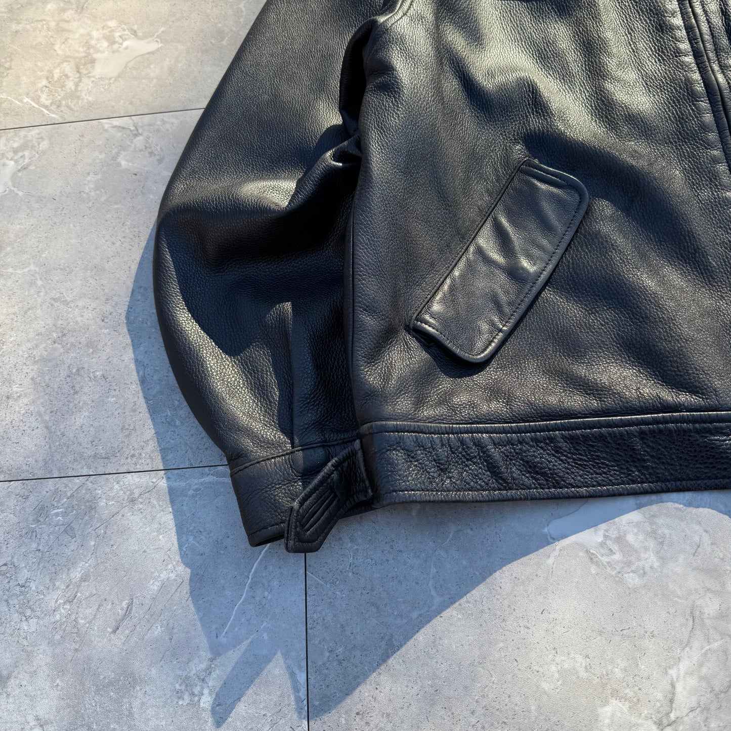 90s-00s Eddie Bauer Legend Leather Jacket KiiChain Clothing