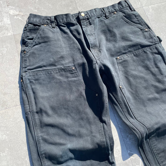 90s-00s Carhartt Black Double Knee Work Pants 40x30 KiiChain Clothing