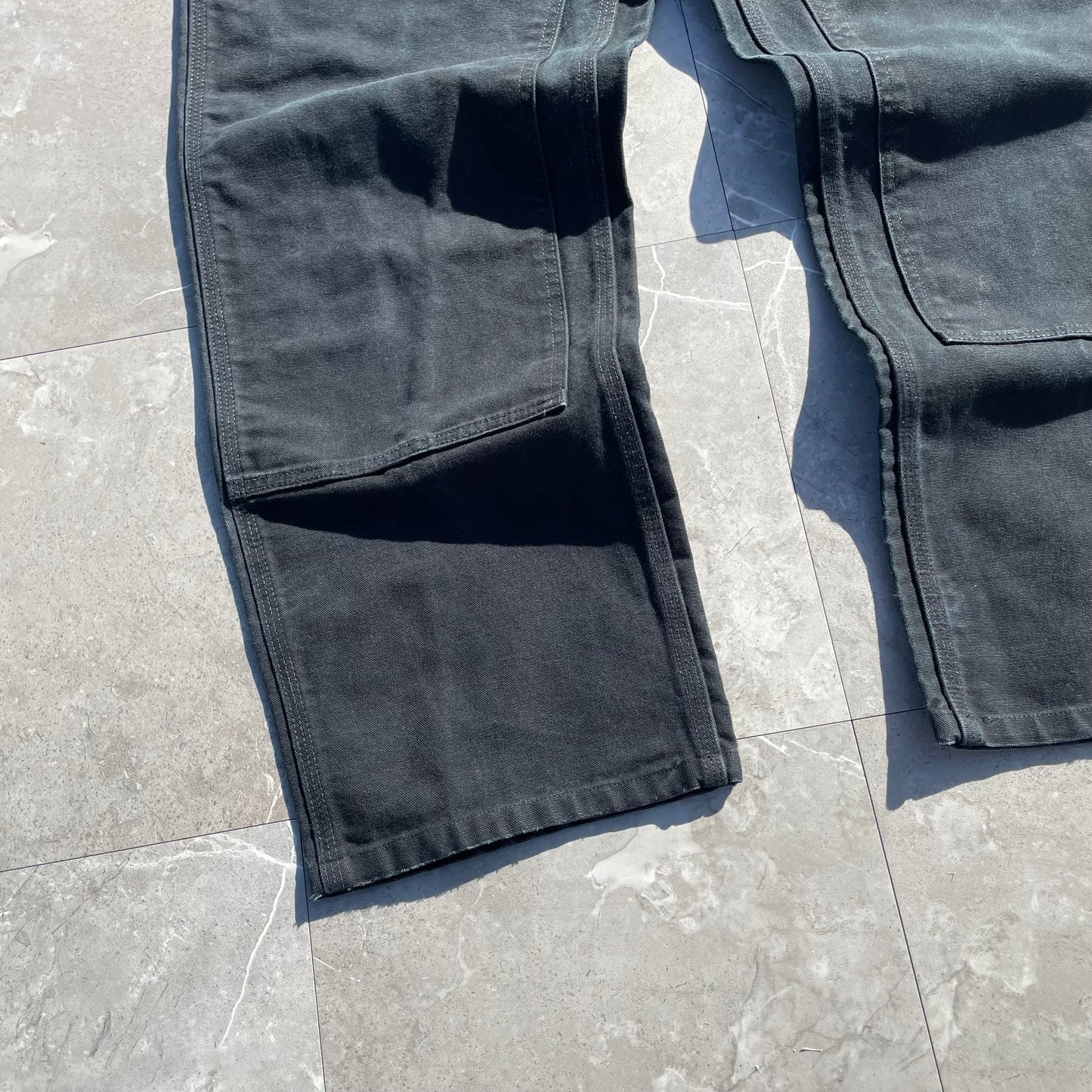 90s-00s Carhartt Made in USA Black Double Knee Work Pants 38x34 KiiChain Clothing