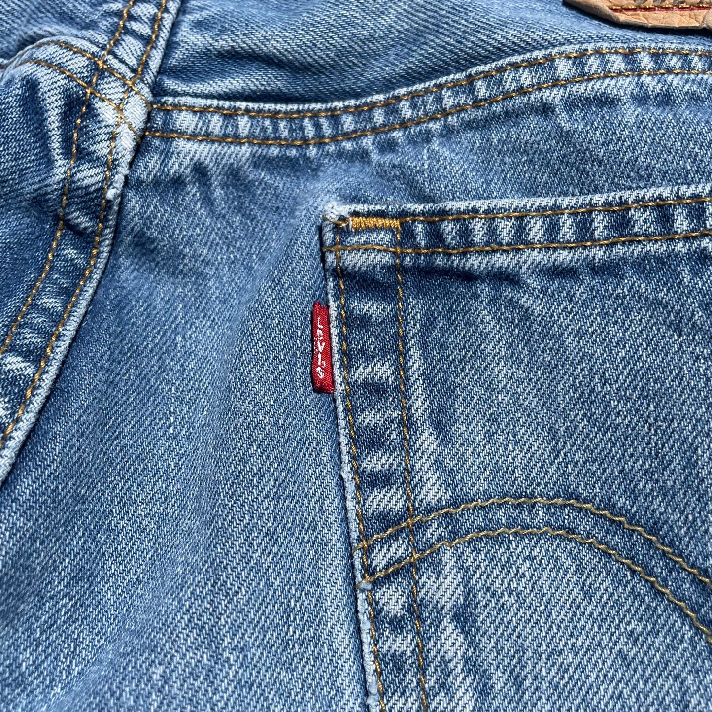 00s Levi’s 501XX 36x34 KiiChain Clothing