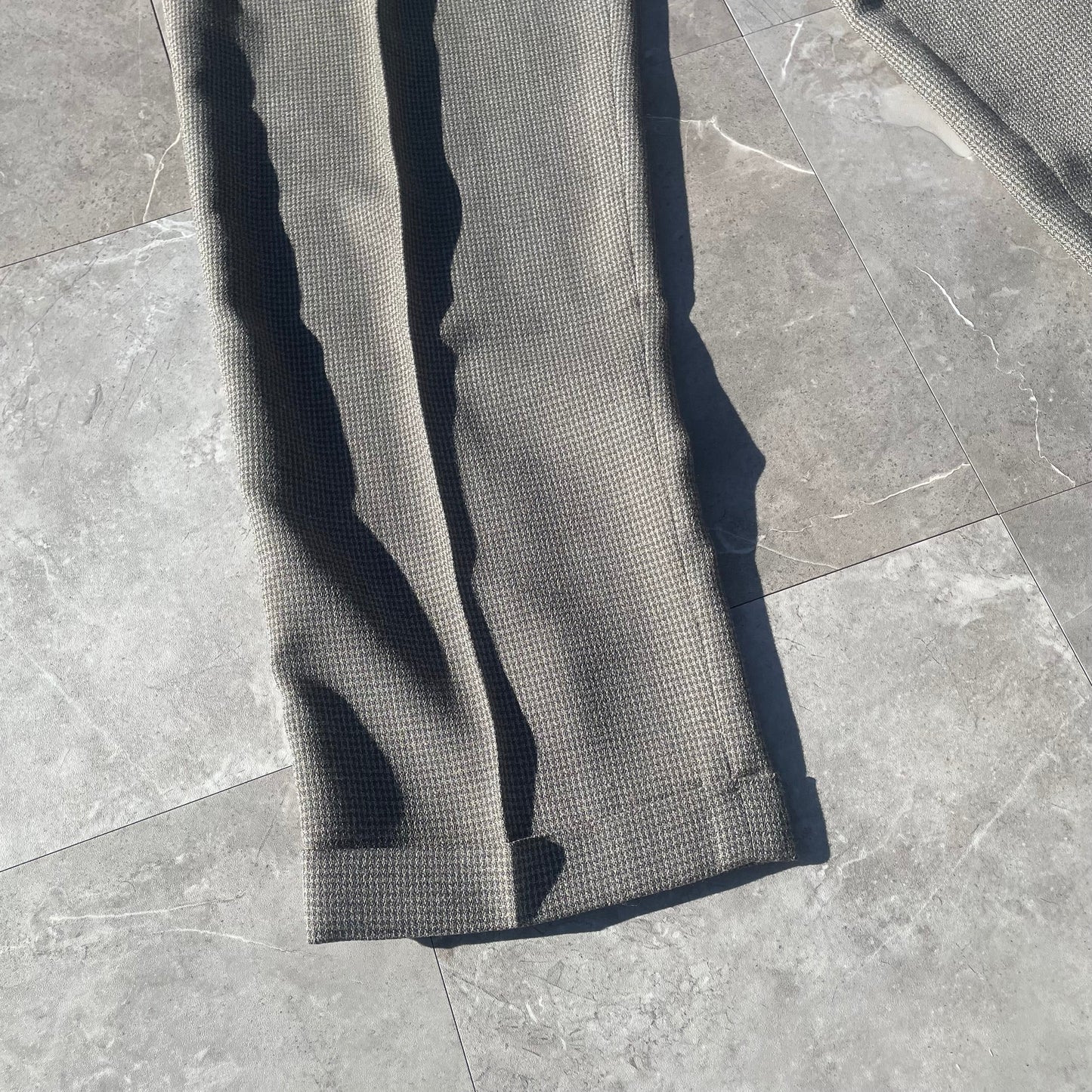 80s-90s Dockers’ Made in USA Two-Tuck Pleated Wool-Blend Slacks 32x32 KiiChain Clothing