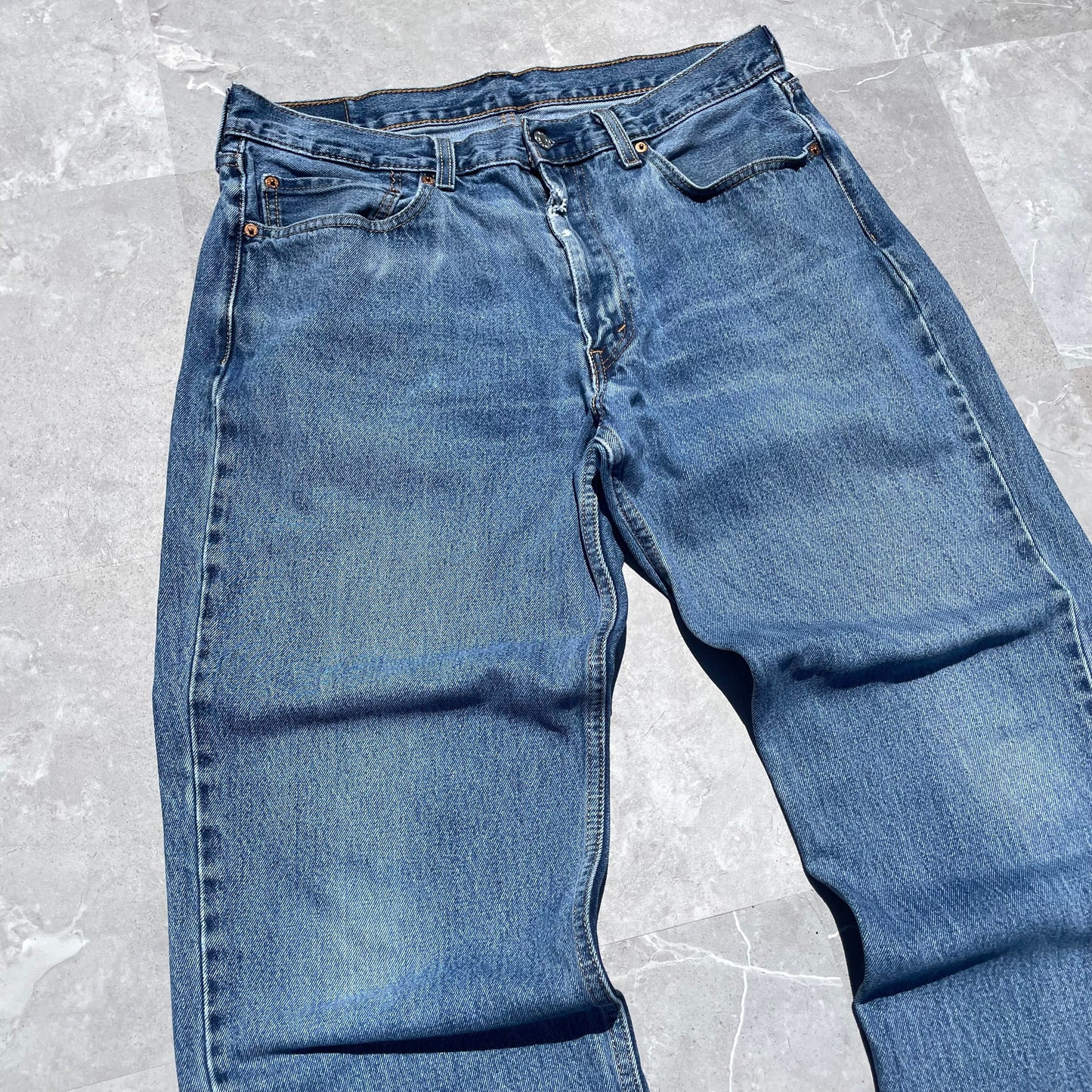 00s Levi’s 550 36x30 KiiChain Clothing