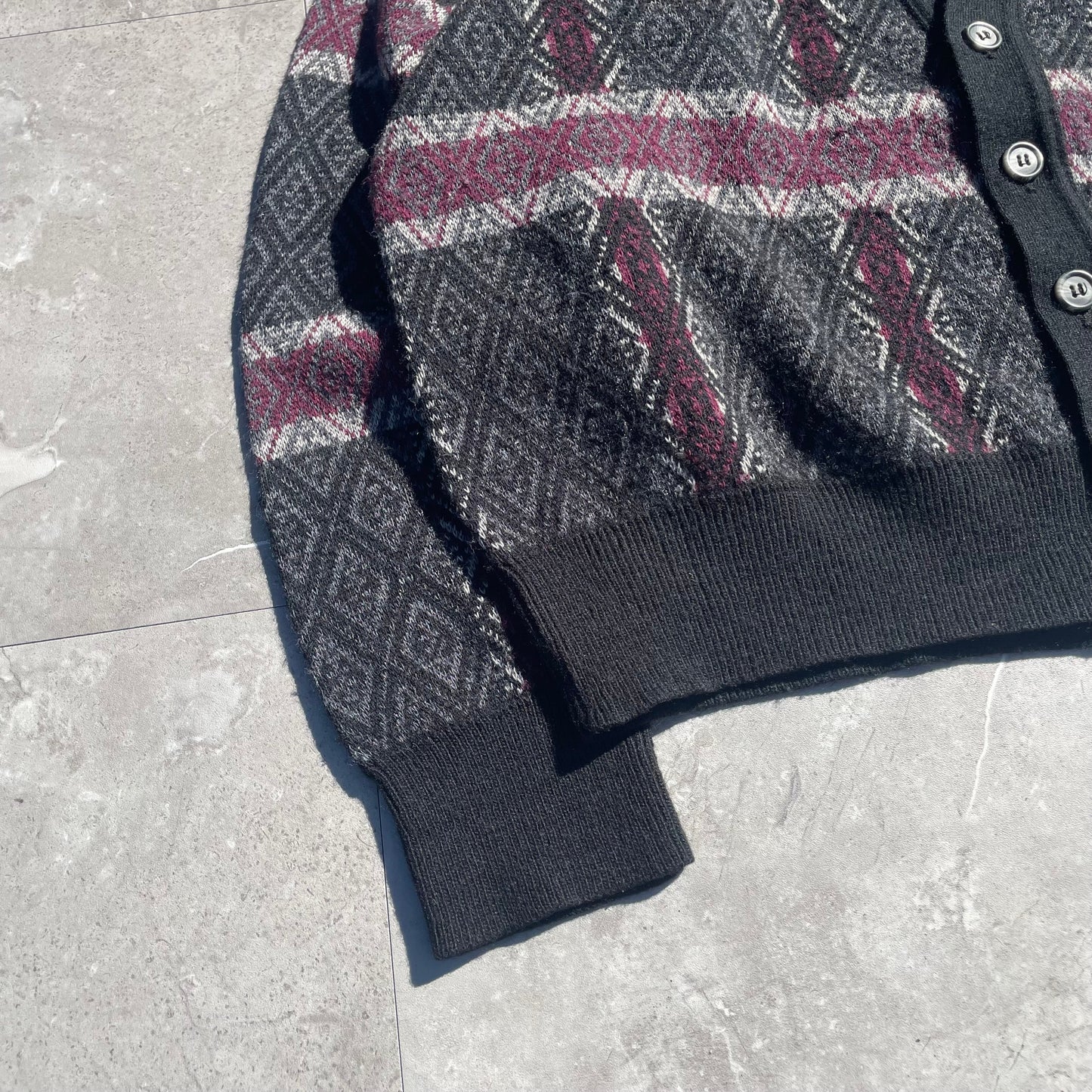 90s-00s J.T. Beckett Wool-Acrylic Made in Italy Knitted Cardigan KiiChain Clothing