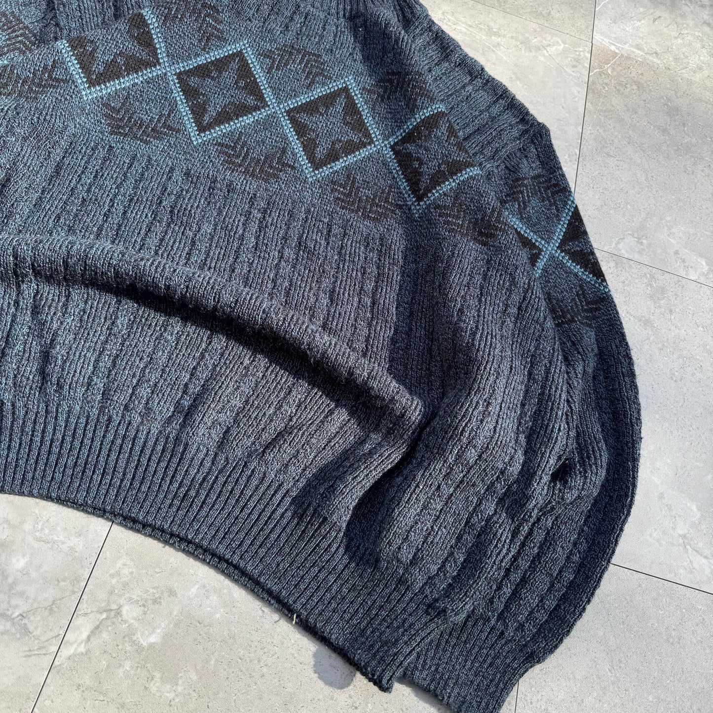 80s-90s Hardwood & Pine Blue Design Knit Sweater KiiChain Clothing